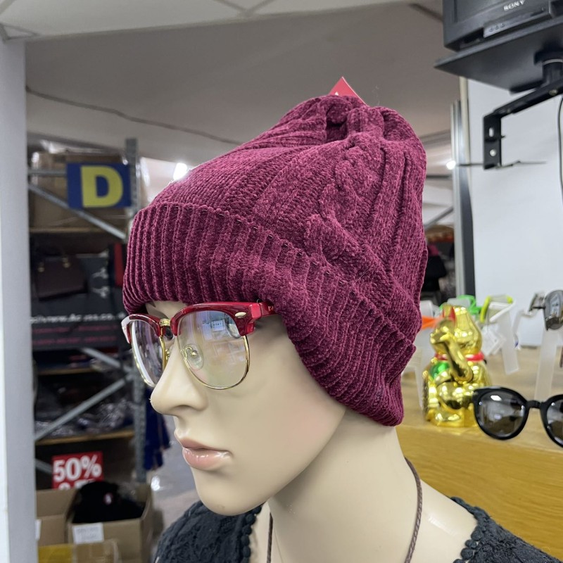 HAT008 Red BA01