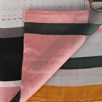 SF1526-PINK Scarf With Patterns of Lines and Frames